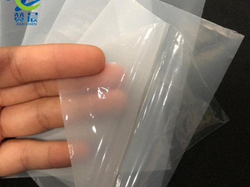 开云体育手机网页版热熔胶白膜 低温 高弹性耐水洗双面鞋材用复合tpu热熔胶膜